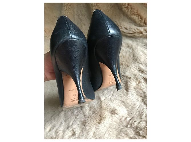 Prada Pumps aus Leder Schwarz 9 cm Absatz - Ansicht 5