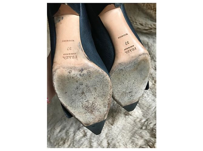 Prada Pumps aus Leder Schwarz 9 cm Absatz - Ansicht 6