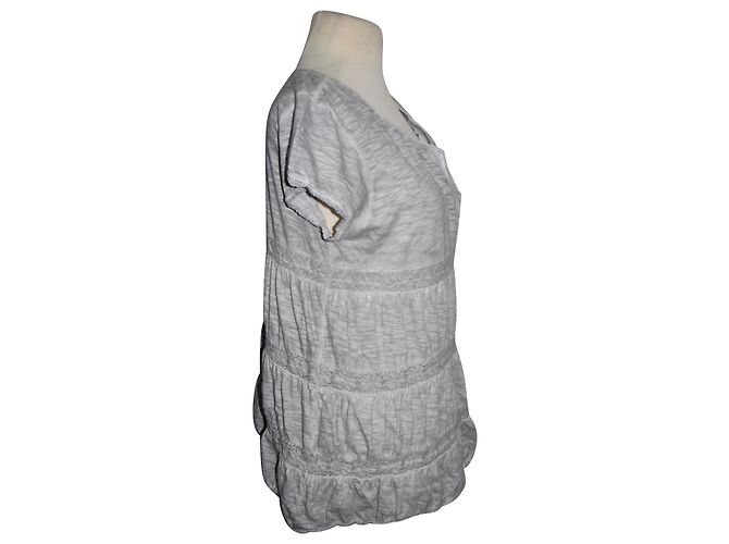 Top de algodón gris con encaje Odd Molly - vista 2