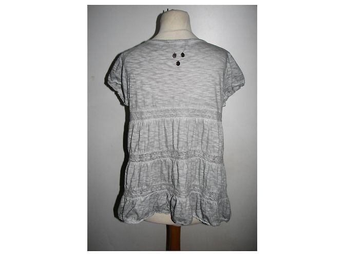 Top de algodón gris con encaje Odd Molly - vista 3