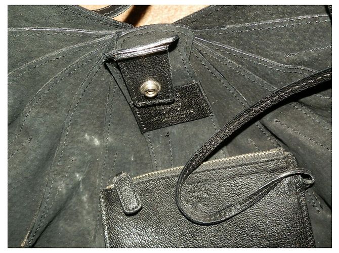 Borsa a mezzaluna Anya Hindmarch in pelle nera Nero - vista 5