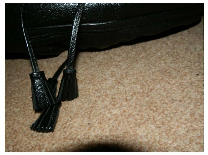 Borsa a mezzaluna Anya Hindmarch in pelle nera Nero - vista 6