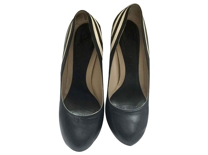 Alexander Mcqueen Pompe in bianco e nero - vista 2