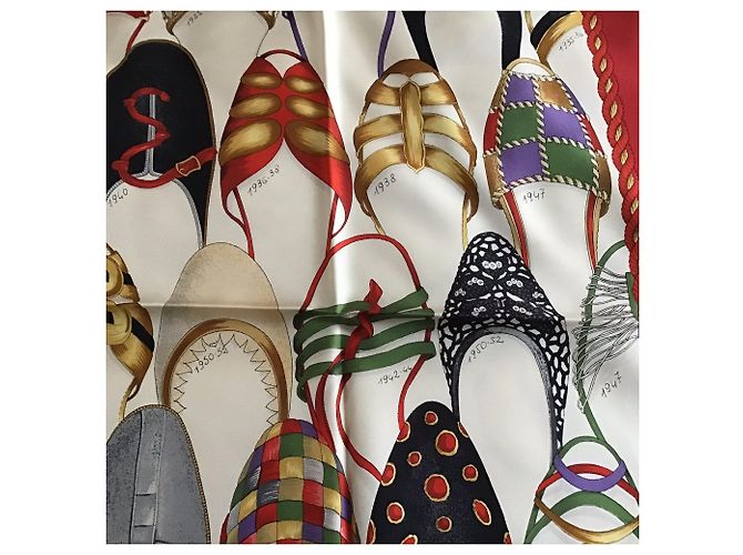Salvatore Ferragamo Sciarpe di seta - vista 3