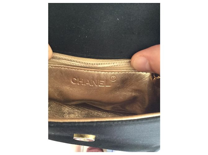 Chanel Pochette in raso Camellia Nero - vista 8
