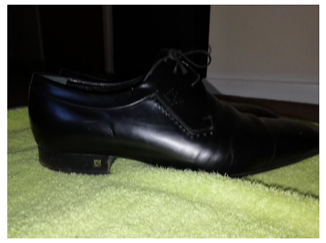 Louis Vuitton Scarpe stringate in pelle nera taglia 7 UK Nero - vista 3