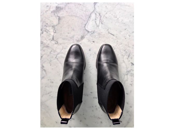 Jimmy Choo Hallow Chelsea Boots Black Leather Patent - view 4