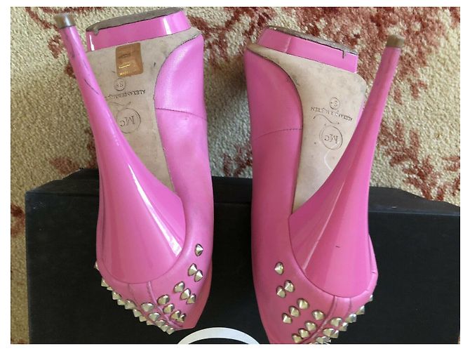 Tacchi borchiati, McQ Alexander McQueen Rosa - vista 5