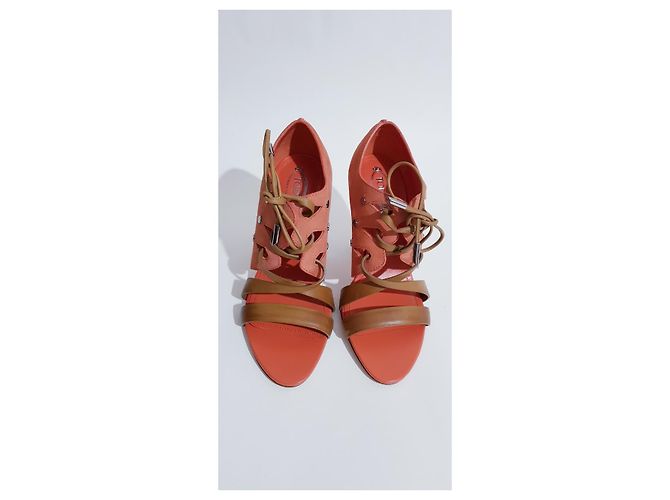 Sandali Tod's Marrone Corallo Scamosciati in Pelle - vista 3