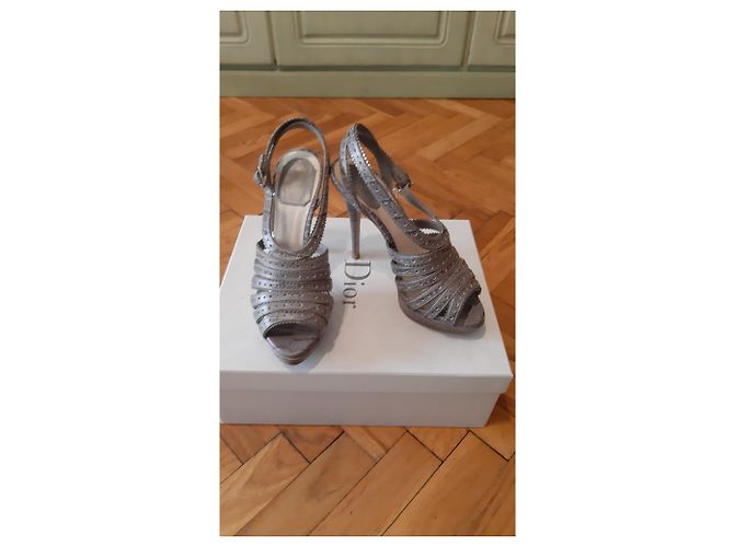 Sandali Christian Dior in pelle grigi Grigio - vista 2