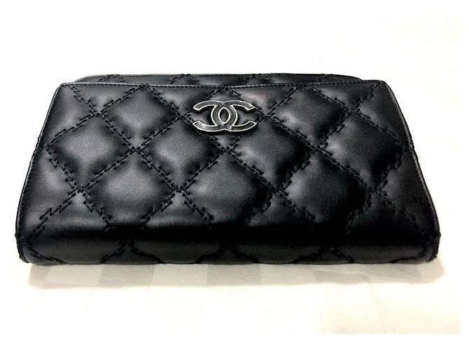 Portafoglio nero Chanel su catena - vista 4