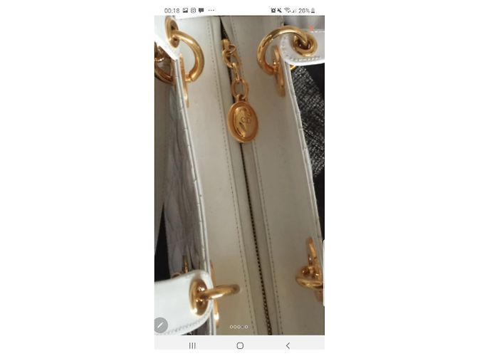 Borsa a mano Lady Dior Dior in vernice bianca Bianco - vista 5