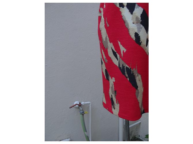 Blumarine Kleid Rot aus Wolle Mehrfarben - Ansicht 4