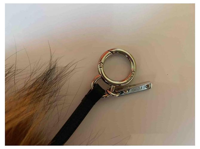 Portachiavi Fendi Bug in visone marrone - vista 3