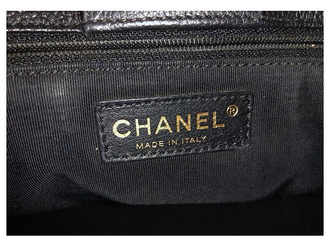 Chanel Black Executive Cerf Tote GHW Nero - vista 6