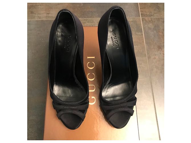 Gucci Peep-Toe Pumps Schwarzer Satin 36 - Ansicht 6