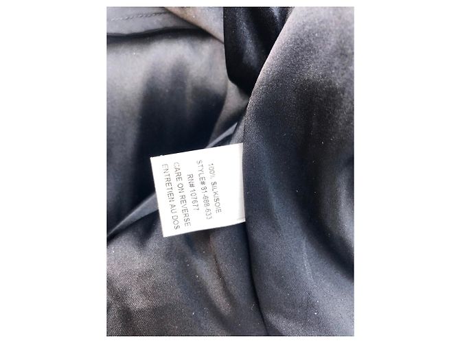 Alice + Olivia Schwarzes Seidenkleid - Ansicht 10