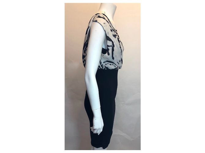 Alice + Olivia Schwarzes Kleid mit Seidentop Zebraprint Weiß - Ansicht 4