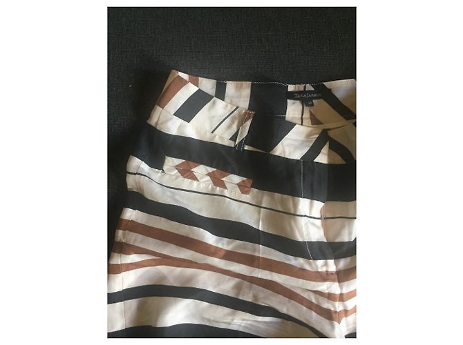 Pantaloncini in seta Tara Jarmon beige 38 - vista 4