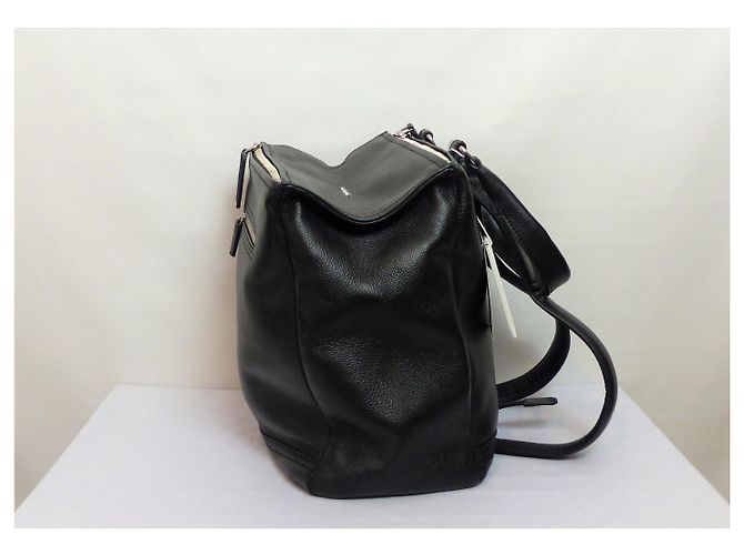 Givenchy Pandora - vue 5
