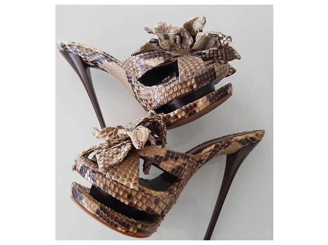 Gianmarco Lorenzi Mules G L Couture en Python - vue 3