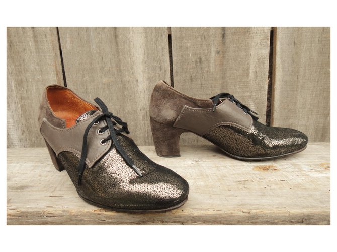 Chie Mihara derby tacco alto modello Eshua Marrone - vista 4