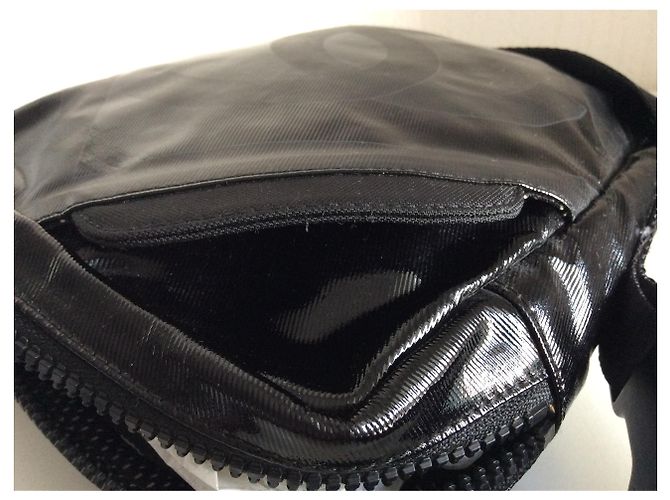 Pochette Chanel in Nylon Nero - vista 14