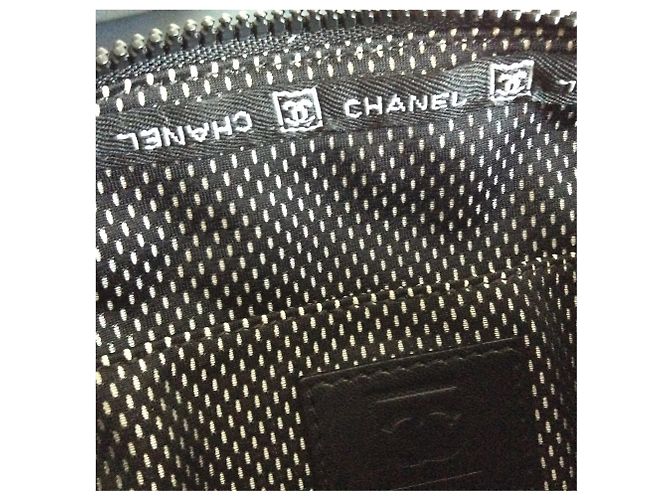 Pochette Chanel in Nylon Nero - vista 15