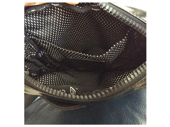 Pochette Chanel in Nylon Nero - vista 16