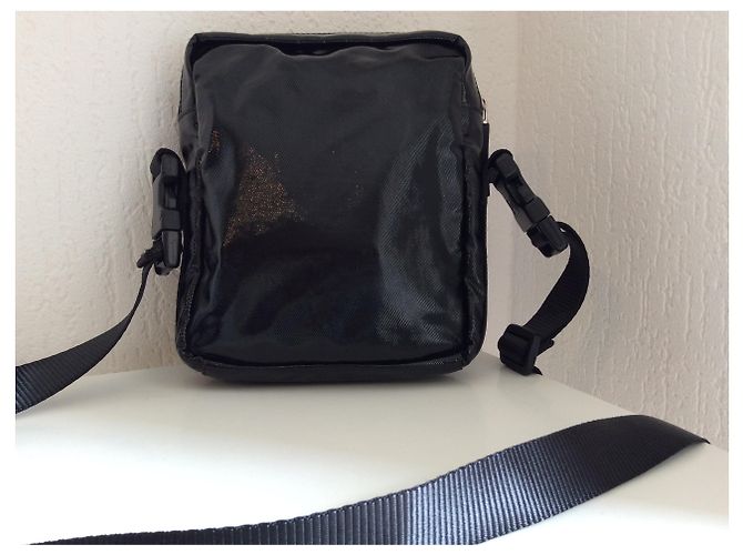 Pochette Chanel in Nylon Nero - vista 4