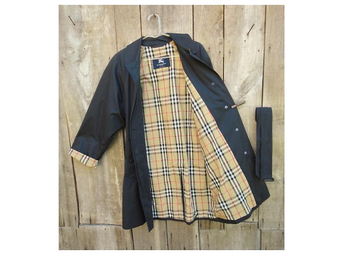 Burberry Markfield modelo a prueba de agua - vista 5