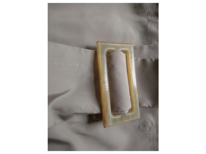 Louis Vuitton Gabardinas Beige - vista 4