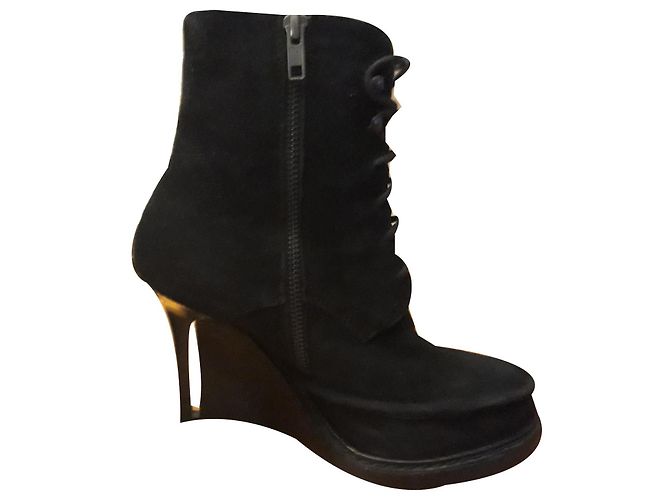 Botines Ann Demeulemeester de piel de ciervo negros - vista 2