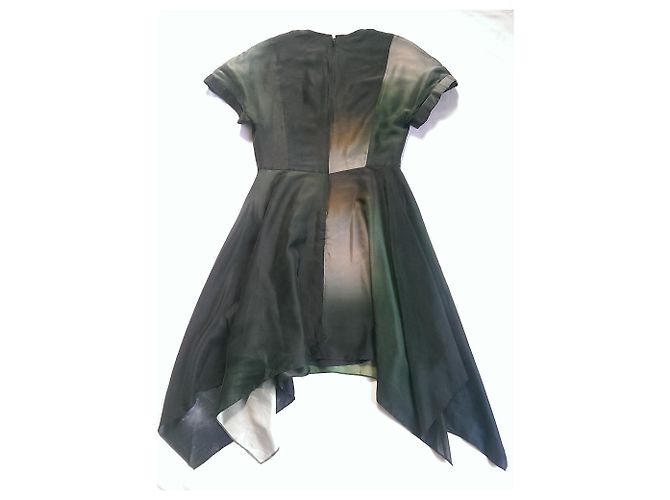 Vestido skater assimétrico Kenzo em seda tie dye verde - vista 4