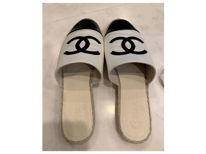 Chanel Classic espadrillas muli EU39 Nero Crema - vista 2