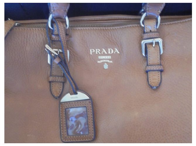 Prada große Tasche aus handgeschnitztem Leder, sehr elegant Karamell - Ansicht 2