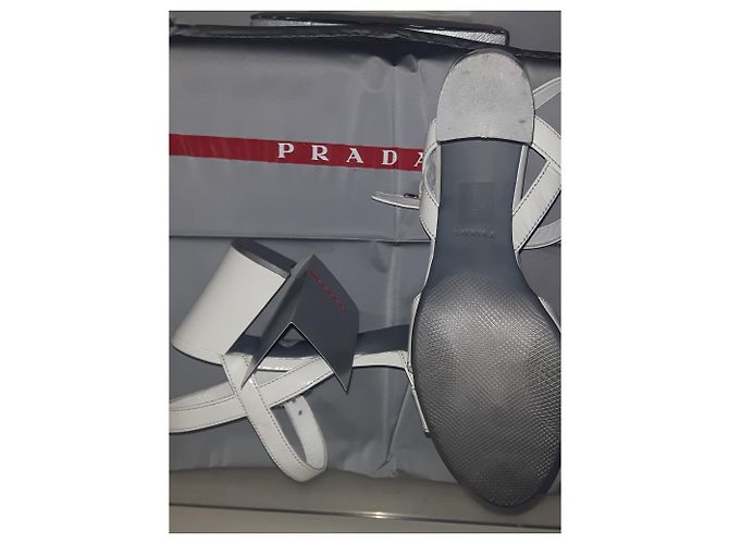 Prada Absatzsandale Weiß Lackleder 39 - Ansicht 7