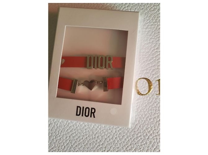 logo dior - vista 2