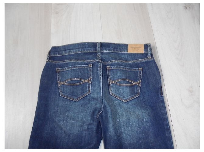 Abercrombie & Fitch Jean Abercombie & fitch flare modelo muy buen estado - vista 2