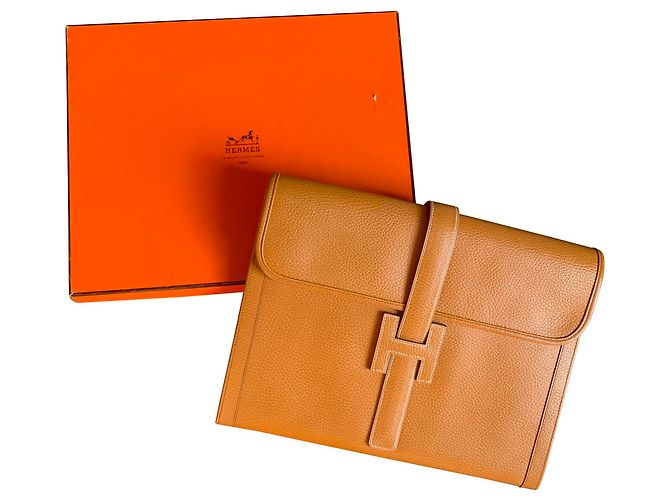 Hermès Jige GM Beige Caramelo - vista 2
