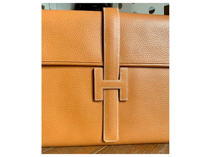 Hermès Jige GM Beige Caramelo - vista 3