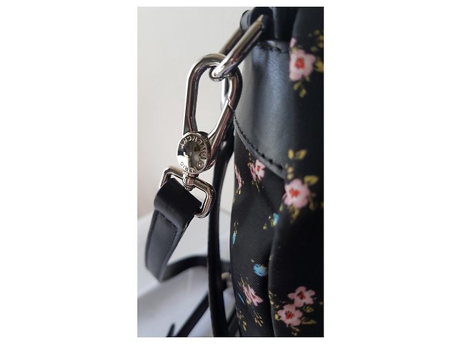 Givenchy NANO - vue 7