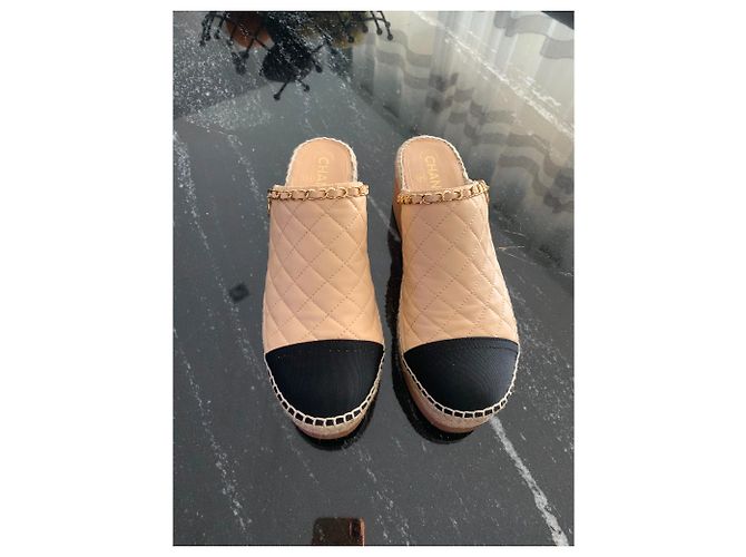 Chanel zuecos Beige - vista 5
