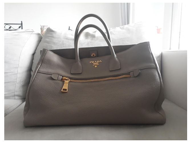 Borsa a mano Prada in pelle grigia Grigio - vista 2