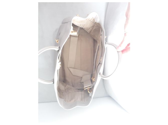 Borsa a mano Prada in pelle grigia Grigio - vista 6