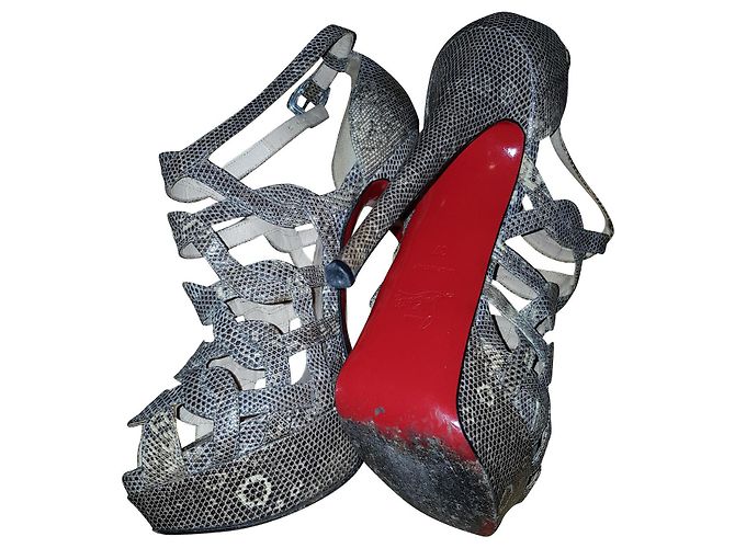 Christian Louboutin Python Print Leder Pumps 37 Python drucken - Ansicht 2