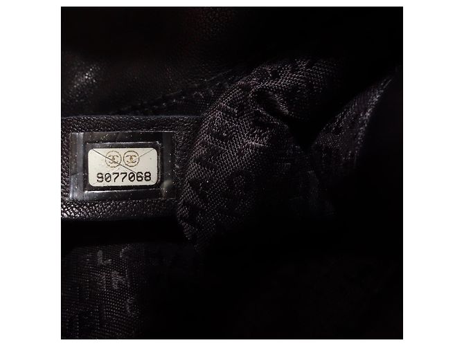 Borsa in pelle nera di Chanel Hobo Nero - vista 13