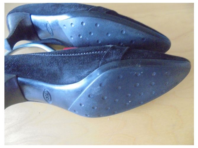 Mocasines de tacón Tod's en piel y gamuza negra Talla 38 Negro - vista 4