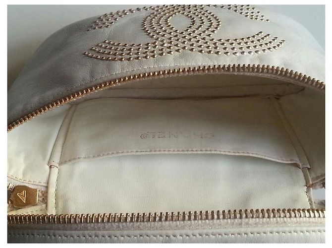 Chanel Bananetasche Leder Eggshell Aus weiß - Ansicht 6