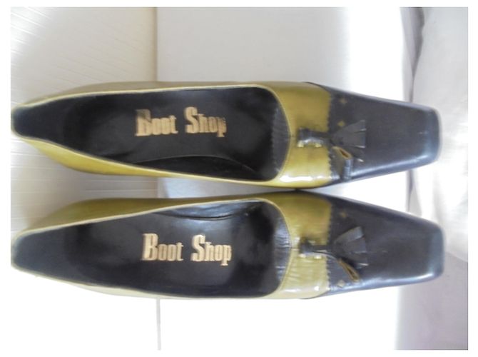 Autre Marque Décolleté Boot Shop in pelle nero e verde oliva - vista 2